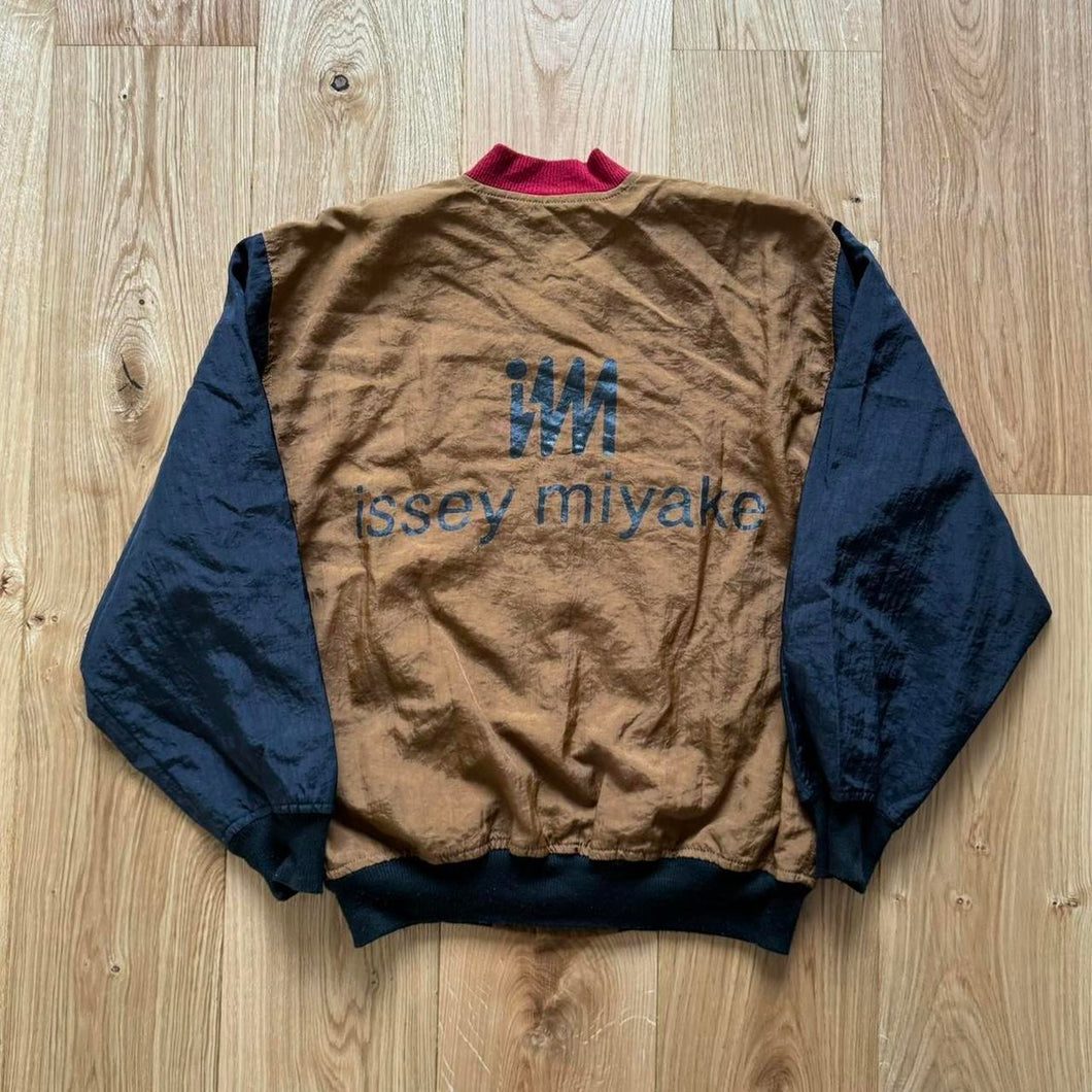 Archive Issey Miyake Men 80’s block colour nylon bomber jacket with large back logo